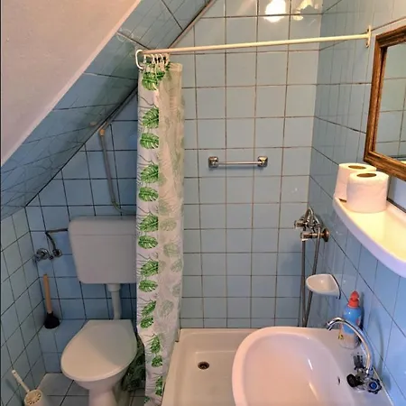Dozsa Vendeghaz *